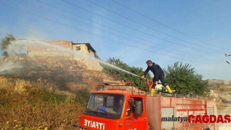 Bahçe yangını evlere sıçramadan söndürüldü