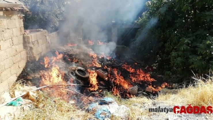 Bahçe yangını korkuttu