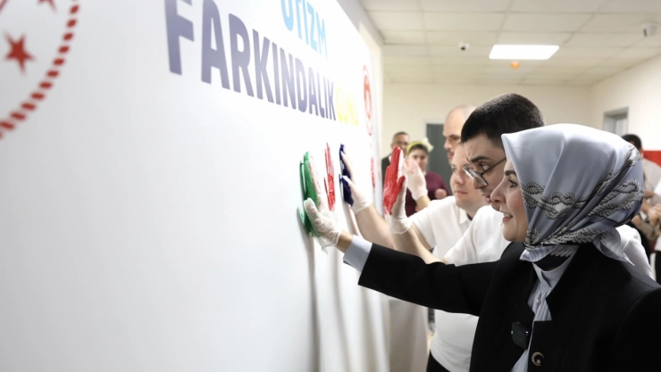 Bakan Göktaş: Otizmli bireyler için kararlılıkla çalışıyoruz