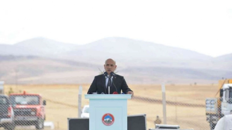 Bakan Kirişci: 'Artık ülkeyi bir bütün olarak gören ve eşit yurttaşlık temelinde bir bakışa sahip olan yönetime kavuştuk'