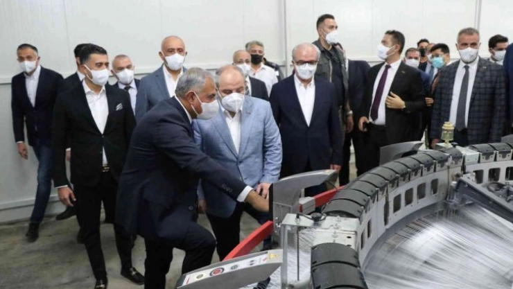 Bakan Varank: 'Sanayicimizin her konuda arkasındayız'