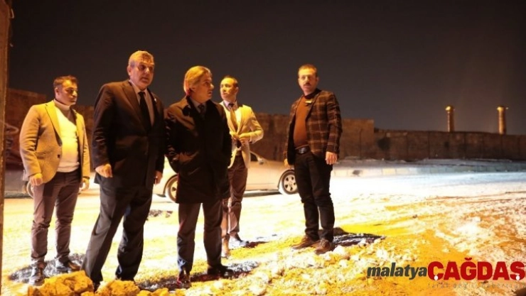 Bakan Yardımcısı Demircan, tarihi alanlardaki çalışmaları inceledi