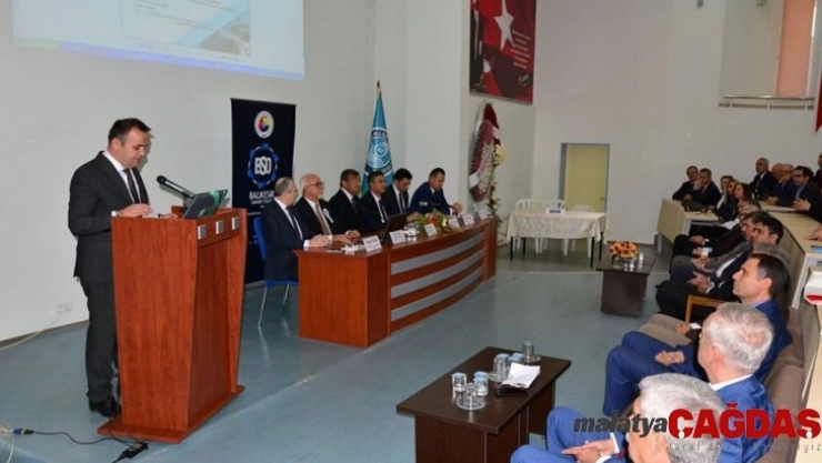 Balıkesir Üniversitesinde 'Meslek Eğitimi' forumu