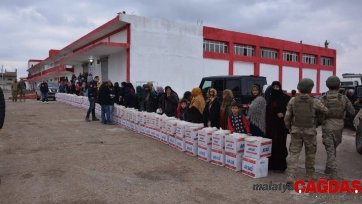 Barış Pınarı Harekatıyla çocukların yüzü güldü