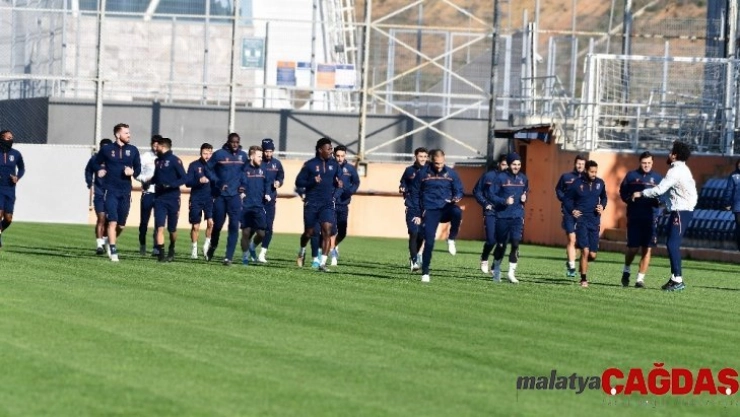Başakşehir, Denizlispor maçının hazırlıklarını tamamladı