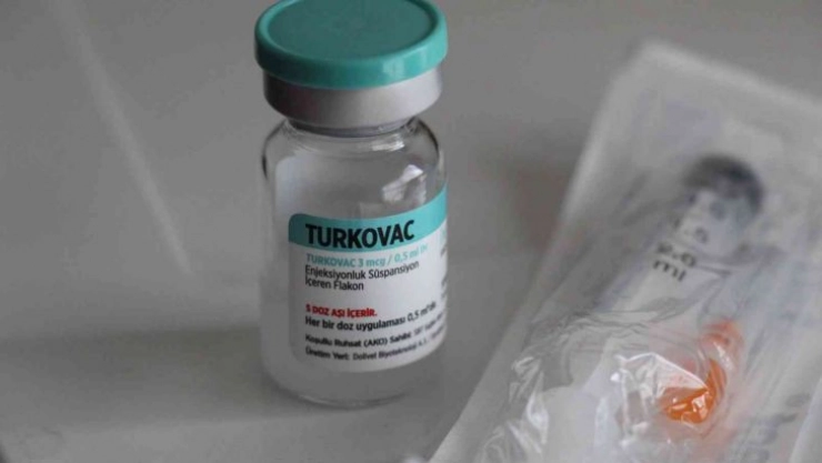 Başhekim Yardımcısı Uzm. Dr. Sanmak: 'Covid-19'a karşı farklı aşılarla daha iyi bir antikor için TURKOVAC tercih edilmeli'