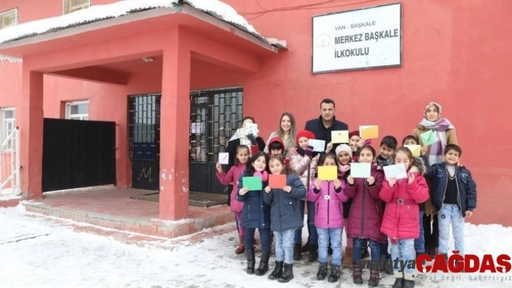 Başkaleli öğrencilerden Kütahya'daki 'Kardeş Okula' sevgi mektubu