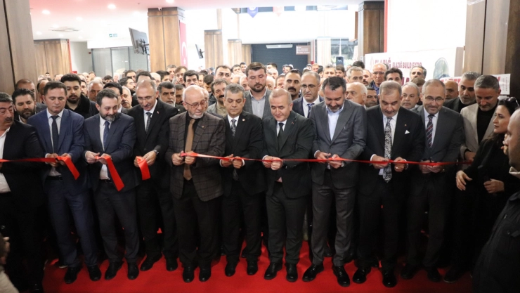 Başkan Alan, İnşaat Ve Yapı Teknolojileri Fuarı Açılışına Katıldı