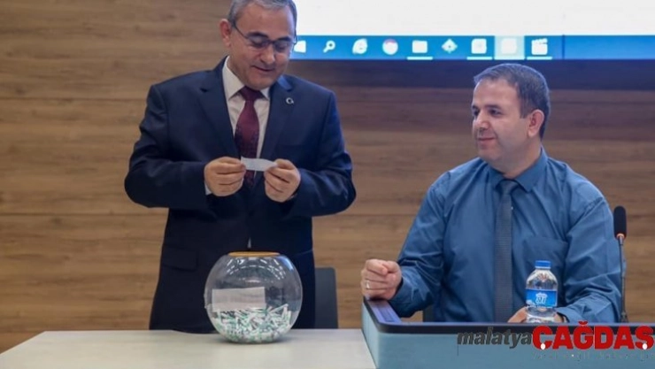 Başkan Alim Işık: 'Yeni binalarınızda sağlık ve huzur içerisinde oturun'