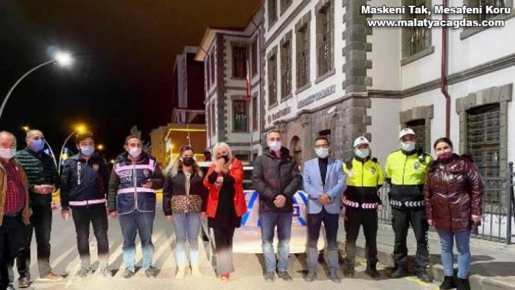 Başkan Altın'dan Kontrol Noktasındaki Polislere Moral Ziyareti