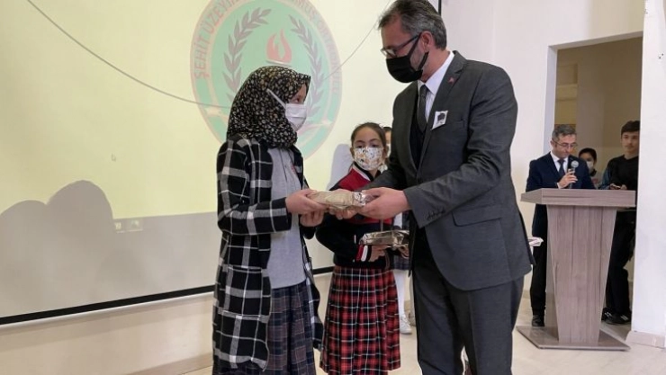 Başkan Apaydın'dan eğitime anlamlı destek