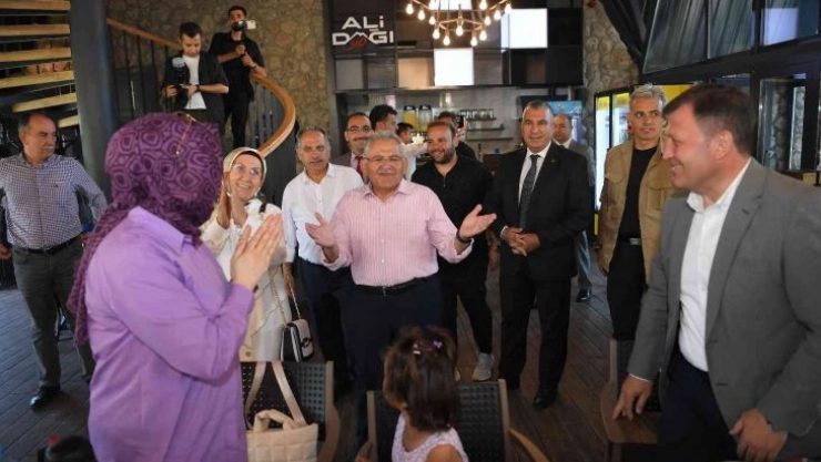 Başkan Büyükkılıç çocukluk günlerini yeniden yaşadı