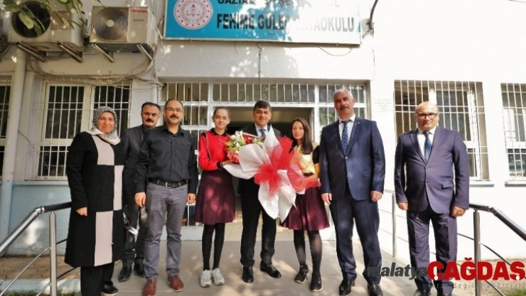 Başkan Fadıloğlu'nu gururlandıran buluşma