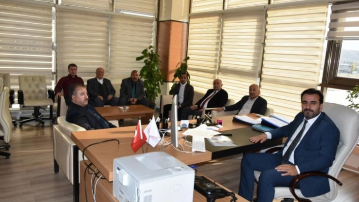 Başkan Güngöralp: 'Sağlık çalışanlarımız, insan hayatına saygıyı ifade etmektedir'