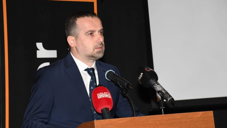 Başkan Karademir: 1 Mayıs Emek ve Dayanışma Günü Mesajı