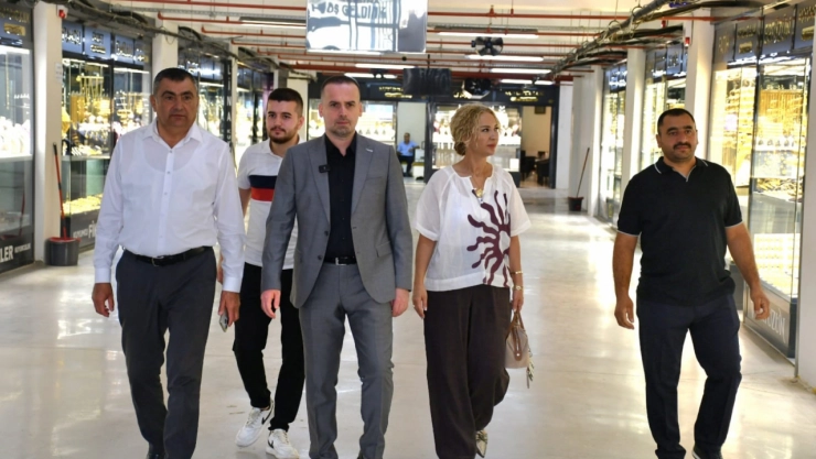 Başkan Karademir: ''Esnafa Sahip Çıkmak Malatya'ya Sahip Çıkmaktır''