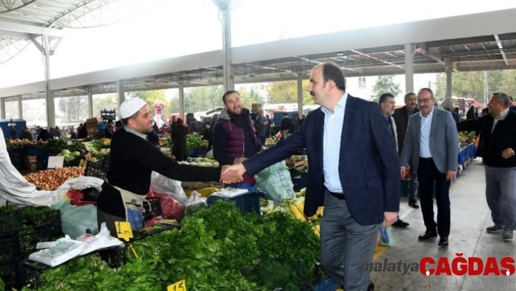Başkan Kavuş: 'Amacımız esnafımızın ve vatandaşımızın daha iyi şartlarda alışveriş yapabilmesi'