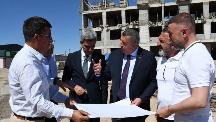 Başkan Özcan: TOBB Malatya'nın Yeniden İnşasında Yanımızda