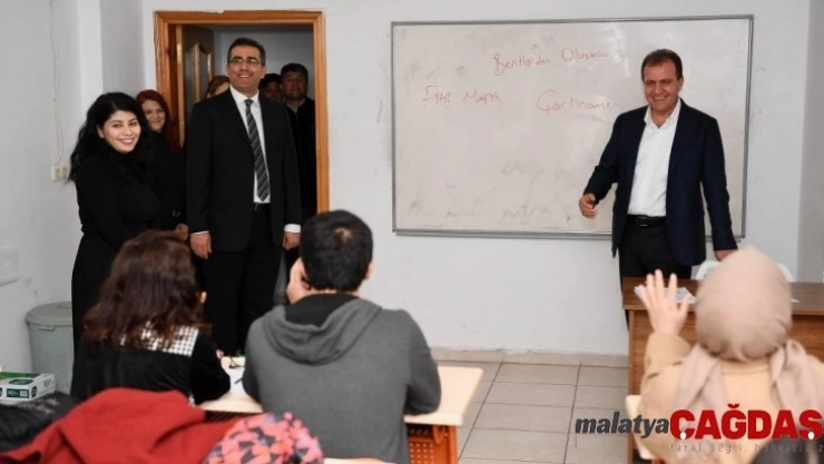 Başkan Seçer: 'Eğitime daha fazla kaynak ayıracağız'