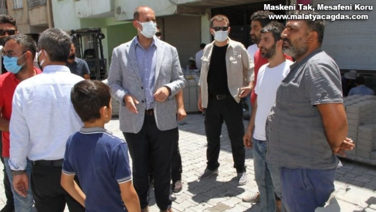 Başkan Türkmen 'Bu yıl sanayi mahallesinin yol sorununu bitireceğiz'