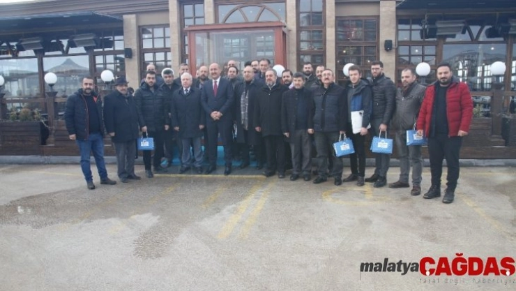 Başkan Türkyılmaz: 'Gazeteciler siyasilerin bir parçasıdır'