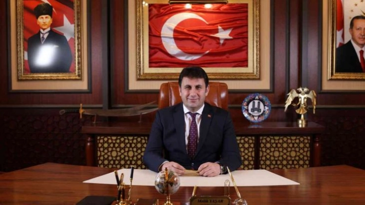 Başkan Yaşar'dan Berat Kandili mesajı