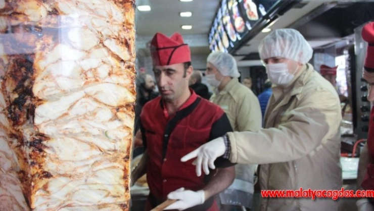 Başkent'te döner ve fast food restoranları denetlendi