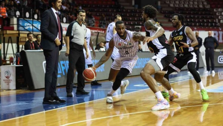 Basketbol FIBA Europe Cup: Gaziantep Basketbol: 82 - Telent Giants Antwerp: 63