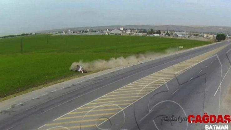 Batman'da trafik kazaları kameralara yansıdı