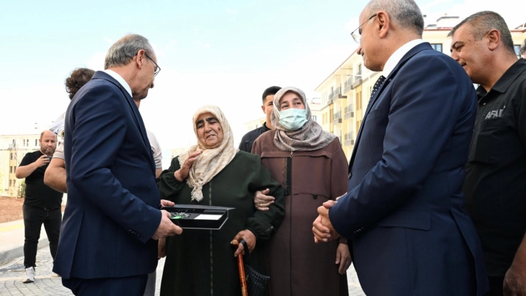 Battalgazi Bahçebaşı 5. Etap TOKİ Konutlarının Anahtar Teslim Töreni Gerçekleştirildi