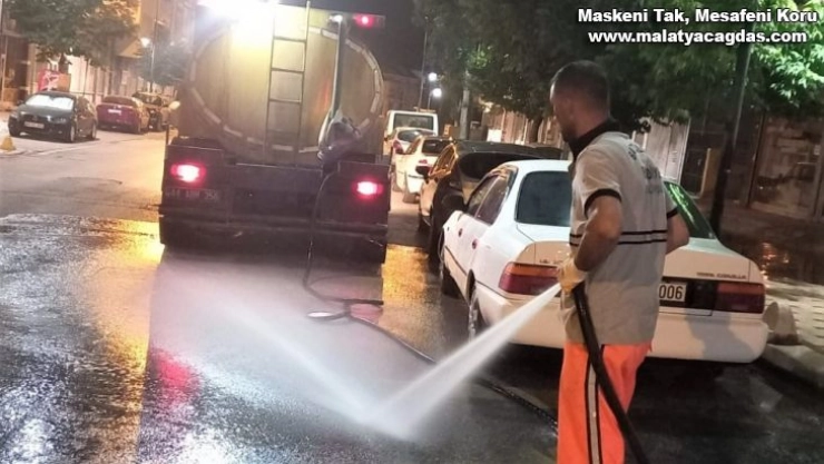 Battalgazi'de geceleri temizlik mesaisi