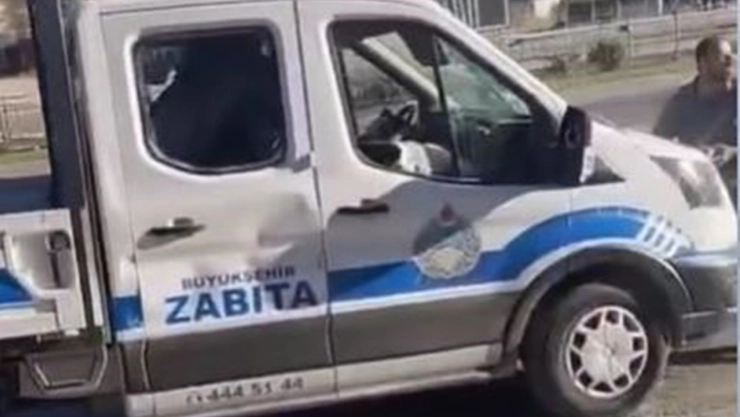 Battalgazi'de Seyyar Satıcıdan Zabıtalara Saldırı