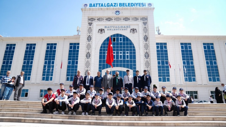 Battalgazi'nin İzcileri Çanakkale'ye Uğurlandı