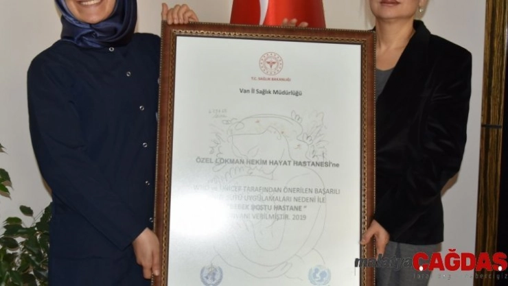 Bebek dostu hastanelere sertifikaları teslim edildi