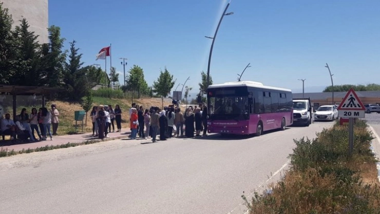 Belediye otobüsleri YKS için seferber oldu