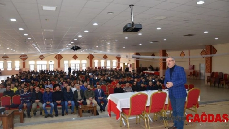Belediye personeline hizmet içi eğitim semineri