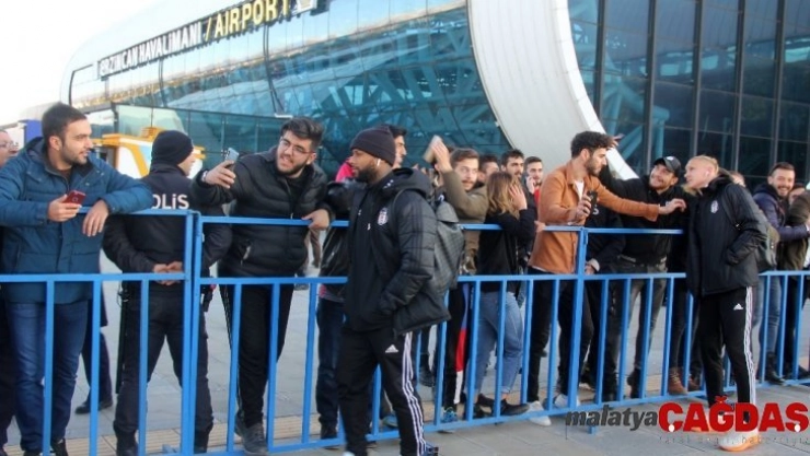 Beşiktaş'a Erzincan'da coşkulu karşılama