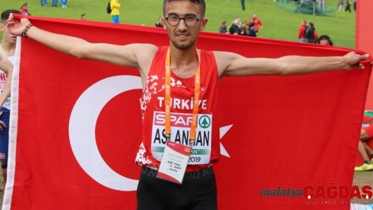 BEÜ öğrencisinden büyük başarı