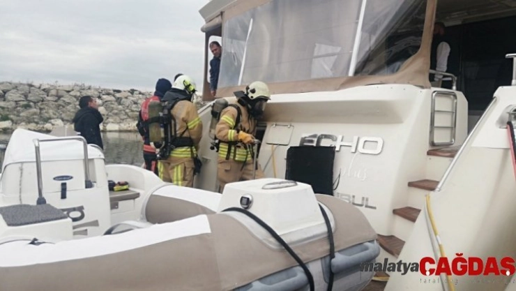 Beylikdüzü'nde lüks teknede yangın paniği