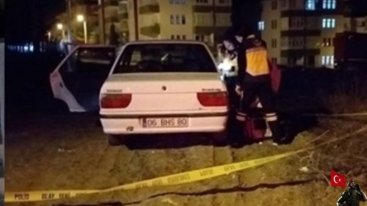 Beypazarı'nda bir kişi otomobilinde ölü bulundu