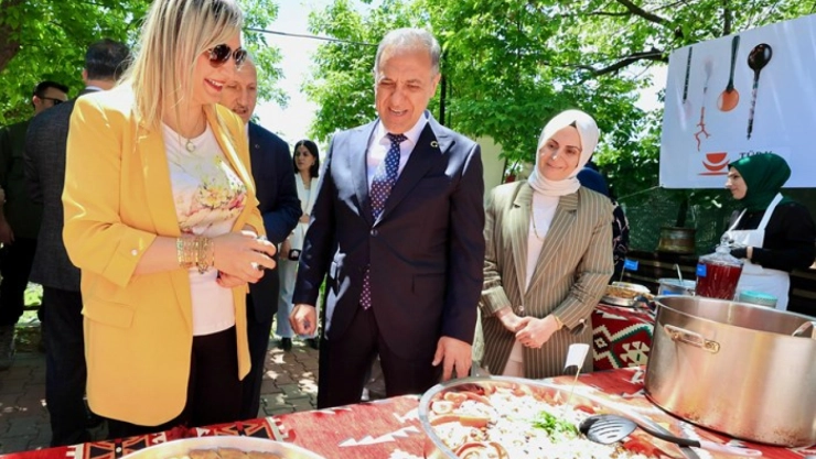 Bingöl'ün yöresel lezzetleri 'Türk Mutfağı Haftası'nda tanıtıldı