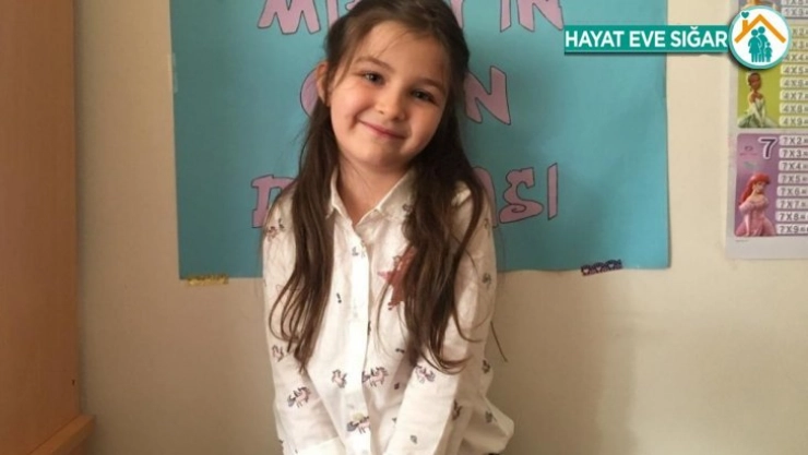 Birinci sınıf öğrencisi Miray'dan örnek olacak 23 Nisan paylaşımı