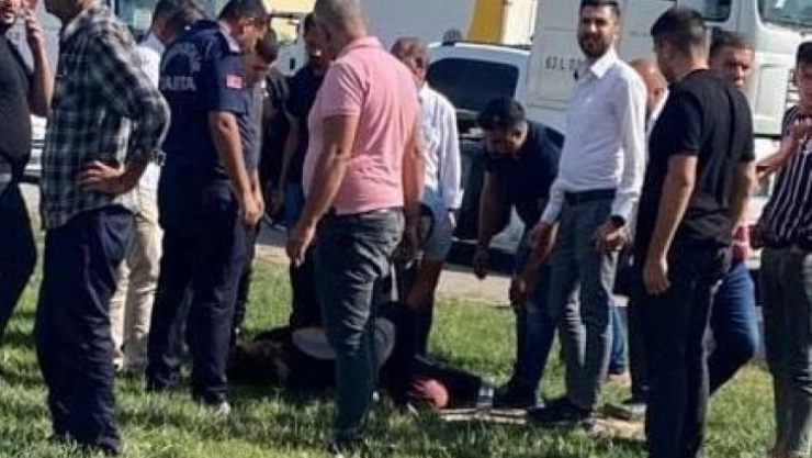 Boşanmak isteyen karısını 6 yerinden bıçakladı