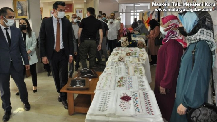 Bulanık'ta yılsonu sergisi