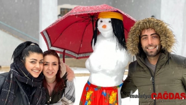 Bunlar da yöresel kardan adamlar