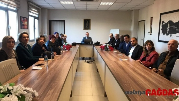 Burhaniye'de Sosyal Yardımlaşma Vakfına üye seçimi yapıldı