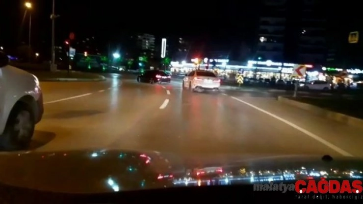 Bursa'da drift yapan sürücüler emniyetten kaçamadı