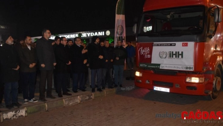 Bursa'da yetim dayanışması gecesi