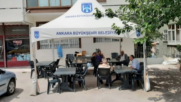 Büyükşehir acılı ailelerin yanında