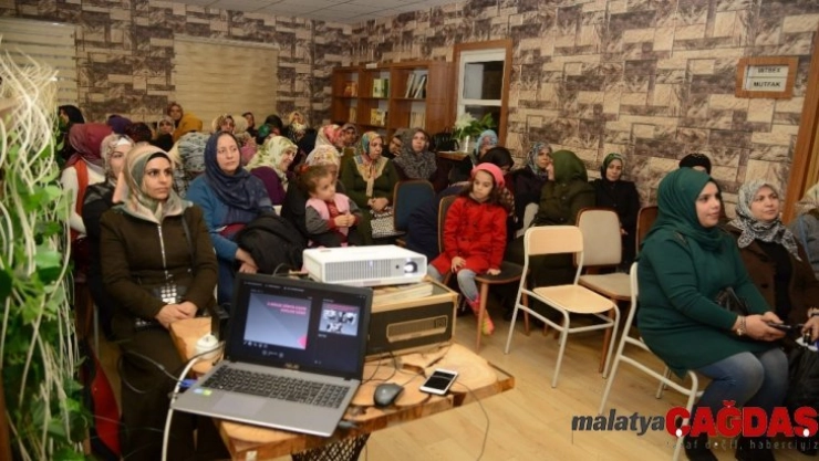 Büyükşehir Belediyesi'nden kadın hakları eğitimi